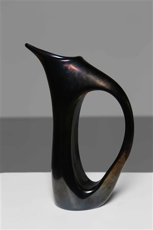 FERRO GIORGIO Per Avem. Vaso volante nero. Vetro di Murano. Cm 13,00 x 34,00....