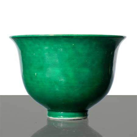 Piccola ciotola in porcellana cinese verde periodo Kangxi, Kangxi period