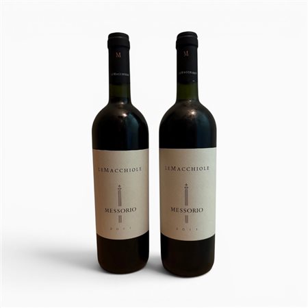  Super Tuscan / Merlot Messorio Le Macchiole 2011 2 Bot  