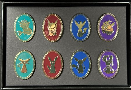 Pokémon - Set completo PIN Pokèmon x Natural Histoty Museum Eeveelutions - Original Box