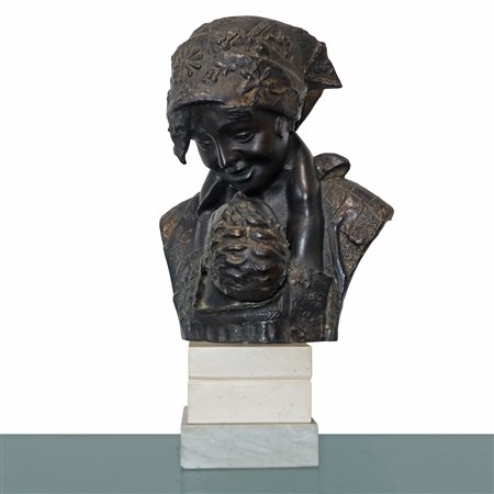 Giovanni De Martino (Napoli 1870 - Napoli 1935)  - Venditore di cipolle, piccola scultura in bronzo su base in marmo