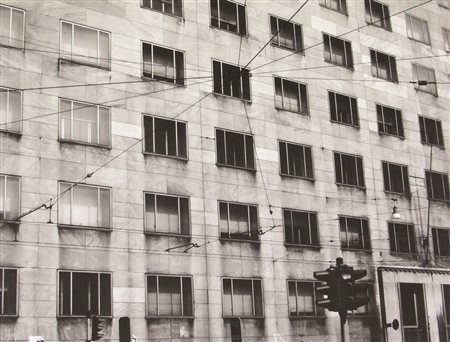 Gabriele Basilico Milano 80, 1987, stampa ai sali d'argento, cm. 49x59, es....