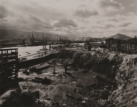 Gabriele Basilico Bilbao, 1993, stampa b/n ai sali d'argento, cm. 50x60,...