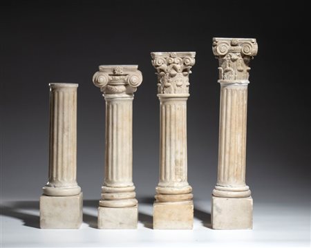  
Quattro modelli di colonne in Stile Luigi XVI Fine XVIII secolo
 Altezza x diametro: 27-37 x 8 cm
