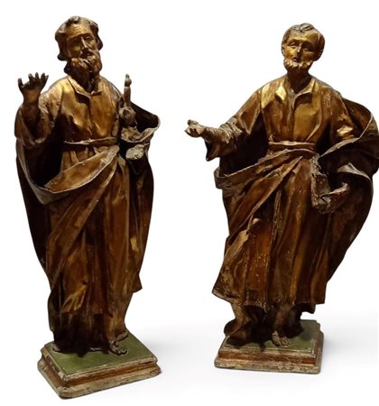  
Coppia di sculture devozionali Santi Pietro e Paolo Roma, XVIII secolo
 Altezza x larghezza x profondità: 70 x 20 x 20 cm