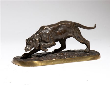  
Scultura in bronzo raffigurante un cane da caccia Italia, XX secolo
 Altezza x larghezza x profondità: 10 x 23 x 9 cm