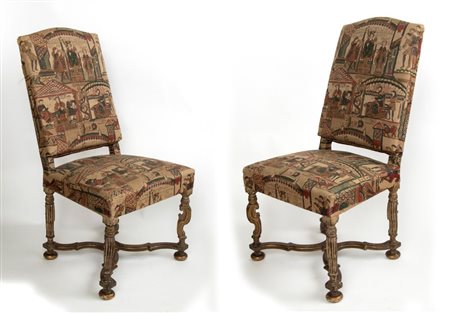  
Coppia di poltrone venete Luigi XVI XVIII secolo
 Altezza x larghezza x profondità: 112 x 60 x 60 cm. Altezza seduta: 53 cm.