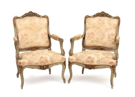  
Coppia di poltrone laccate svedesi in stile Luigi XV XIX secolo
 Altezza x larghezza x profondità: 101 x 73 x 60 cm. Altezza seduta: 48 cm.