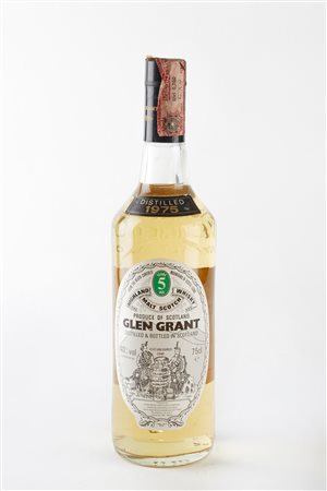 Glen Grant (Speyside, 1840 - ) 
Glen Grant 5 Years Old 1975 1975
40% vol 1 BT 75 cl