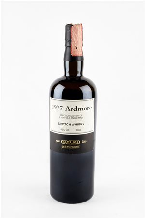 Ardmore - Samaroli (Kennethmont, 1898 - ) , (Roma, 1968 - ) 
Ardmore 26 Years Old 1977 Samaroli 1968
45% vol 1 BT 70 cl