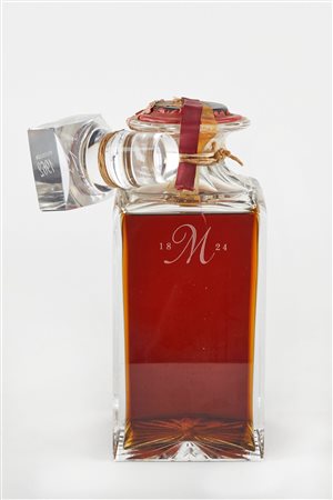 Macallan  
Macallan 25 Year Old 1962
43 1 BT 75 cl