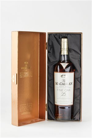Macallan  
Macallan 25 Year Old Fine Oak 1984
43% vol 1 BT 70 cl