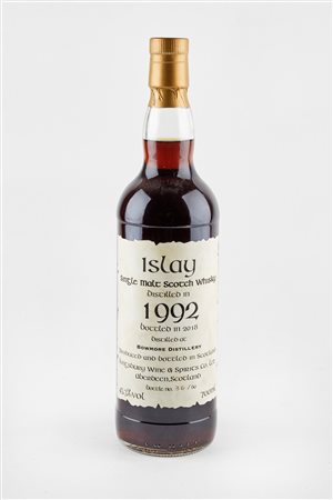 Bowmore - Kingsbury (Bowmore, 1779 - ) , (Aberdeen, 1989 - ) 
Bowmore 25 Year Old 1992 1992
45.3% vol 1 BT 70 cl