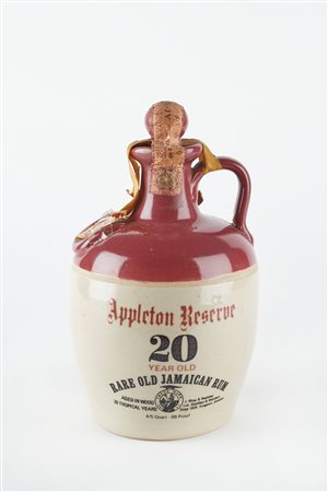 Appleton (Nassau Valley, 1749 - ) 
Appleton Reserve 20 Year Old Anni 60/70
43% vol 1 BT 75 cl