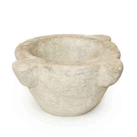 Mortaio in marmo bianco, 17° secolo