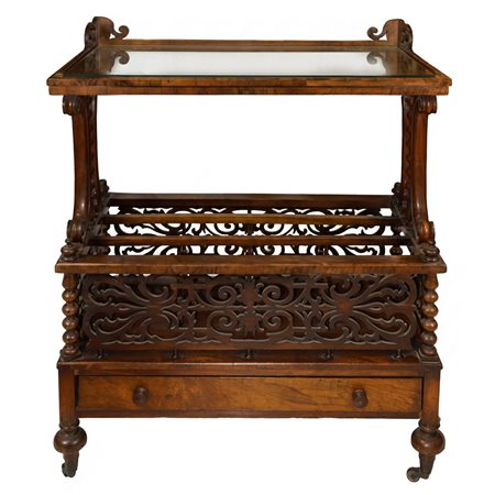 Etagere inglese in legno intagliato con piano in vetro, England, Primi 20° secolo