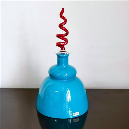 Michielotto - Vaso in vetro di Murano blu con decoro sommitale a spirale rosso