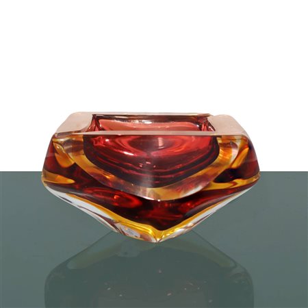Posacenere in vetro sommerso di Murano nei toni del giallo e rosso