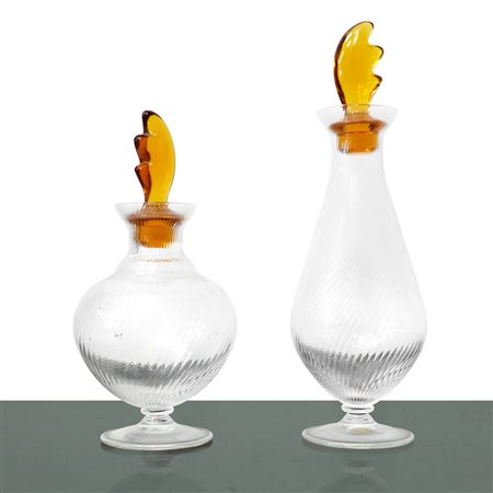 Coppia di ampolle in vetro filigranato di Murano con tappo in vetro ambrato, 70s