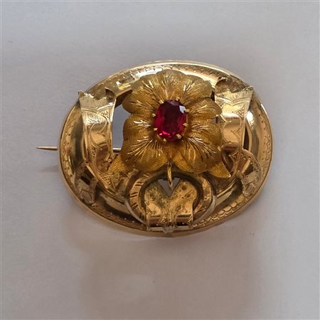 Spilla Borbonica in oro basso titolo