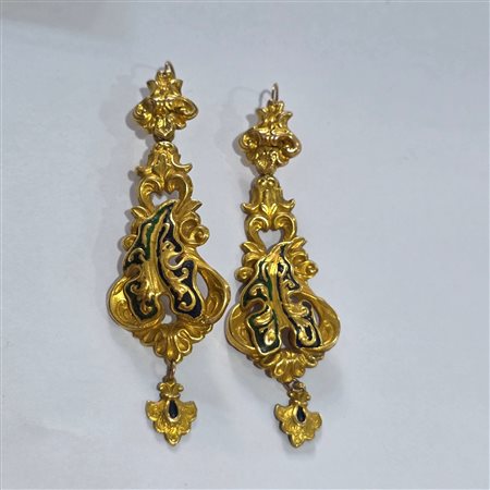 Importanti orecchini Borbonici in oro 18 carati e smalti