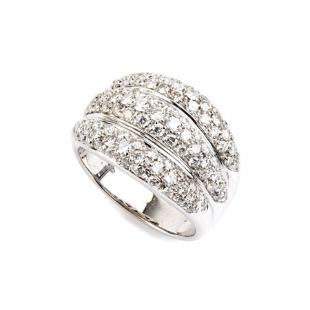 Anello a fascia in oro e diamanti In oro bianco 18k, modellato come una...