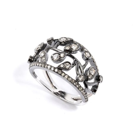 Anello in oro e diamanti in oro bianco 18k con applicazione di rutenio,...