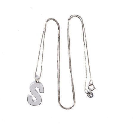 Girocollo in oro e diamante in oro bianco 18k, con sottile catena a cui è...