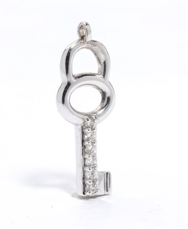 Pendente in oro e diamanti in oro bianco 18k, raffigurante la sagoma di una...