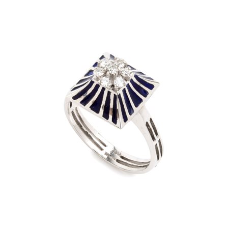 Anello oro con diamanti e smalti blu In oro bianco 18k, incastonato con...