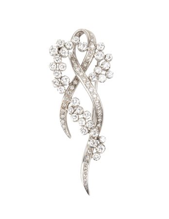Spilla in oro con diamanti In oro bianco 18k, motivo a nastro e grappolo...
