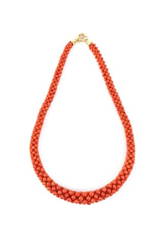 Girocollo in corallo rosso Mediterraneo A maglia tessita con piccole sfere di...