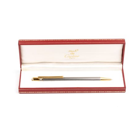 CARTIER Penna a sfera meccanismo a rotazione, corpo in metallo spazzolato e...