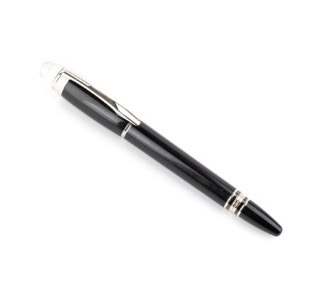 MONTBLANC StarWalker Ultrablack: penna roller corpo in pregiata resina nera,...