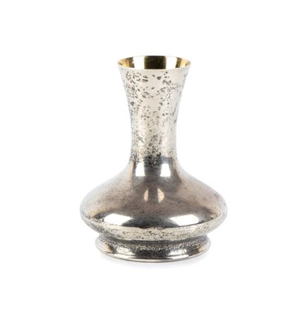 BULGARI Vaso solifiore in argento Italia, XX secolo Altezza x diametro: 10 x...