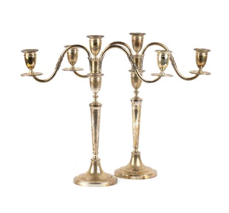 Luigi Genazzi Coppia di candelabri italiani in argento metà XX secolo Altezza...