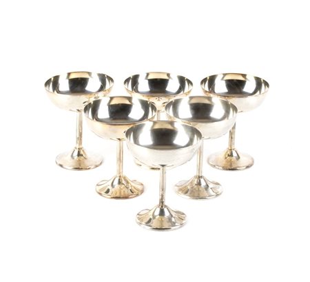 Set di sei coppette italiane in argento seconda metà del XX secolo Altezza x...