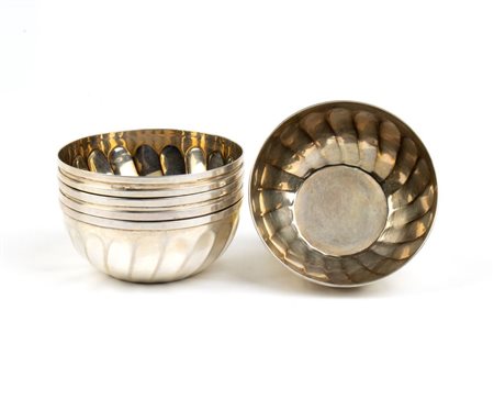 Set di 6 coppe italiane in argento seconda metà del XX secolo Altezza x...