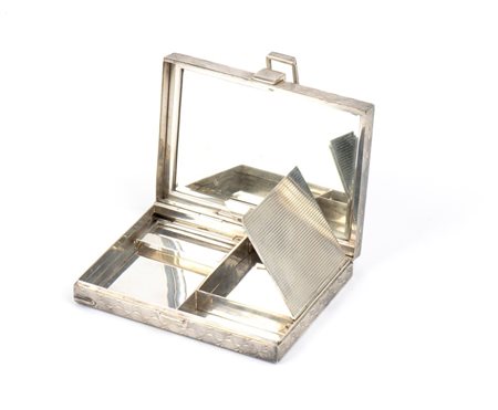 Trousse italiana in argento seconda metà del XX secolo Altezza x larghezza x...