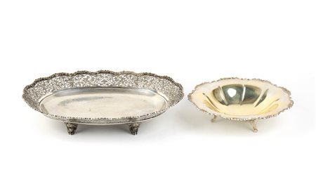 Coppia di cestini italiani in argento metà XX secolo Peso totale: 880 gr -...