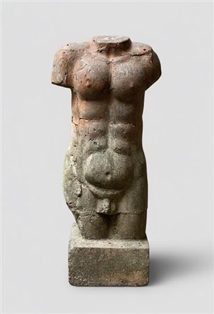 Scultura in terracotta policroma raffigurante un torso virile
