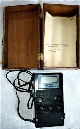Dosimetro Sovietico SOSNA della Guerra Fredda – Dosimetro-Radiometro Sovietico "ANRI-01 SOSNA"