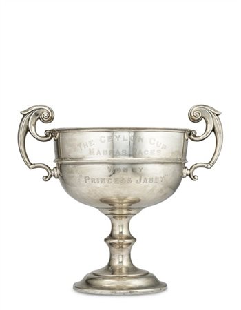 Coppa in argento biansata "The Ceylon Cup Madras Races won by Princess Jabby",