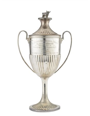* Trofeo in argento biansato "The Central Agricultural Society Bloemfontein Sho