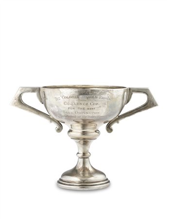 Coppa biansata in argento "The Colonel Harold Brown Challenge Cup for the best