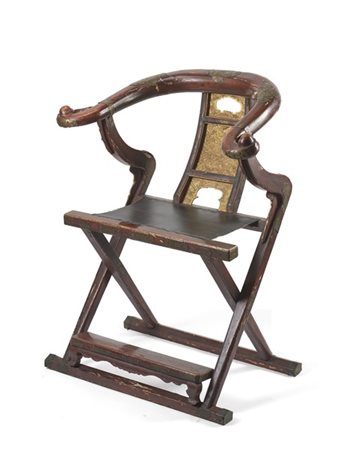 Sedia pieghevole kyokuroku in legno laccato rosso con decorazioni dorate, sedut