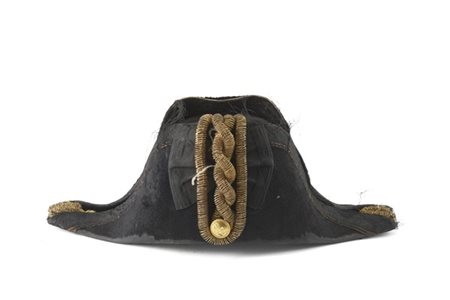 Feluca da Ufficiale della Royal Navy. Secondo quarto del secolo XX
(L. cm 40) i