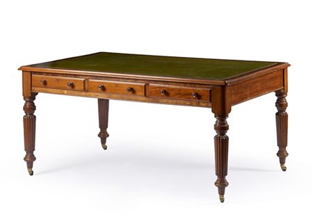 Tavolo scrittoio in mogano a sei cassetti sottopiano con piano decorato in pell