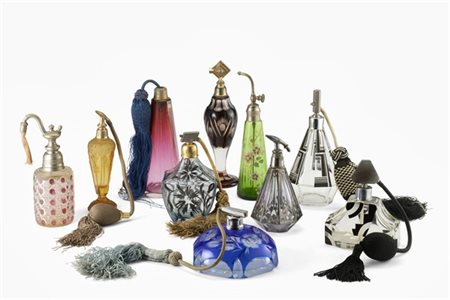 Manifatture differenti della prima metà del secolo XX. Dieci diversi diffusori
