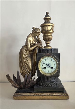 Orologio da tavolo in legno 